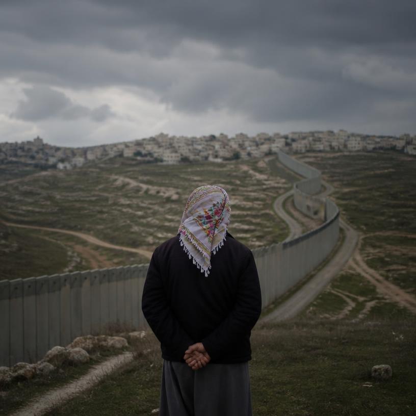 Bizarre Borders Unveiled
